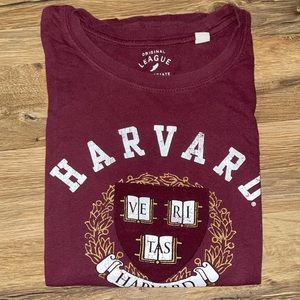 Harvard T-shirt